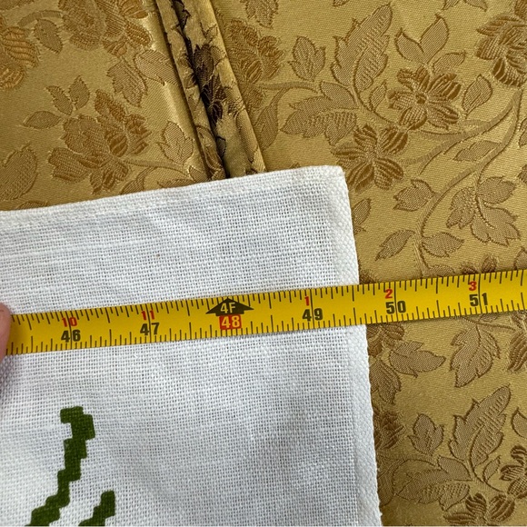 Vintage Floral Rectangular Linen Tablecloth - Picture 8 of 9